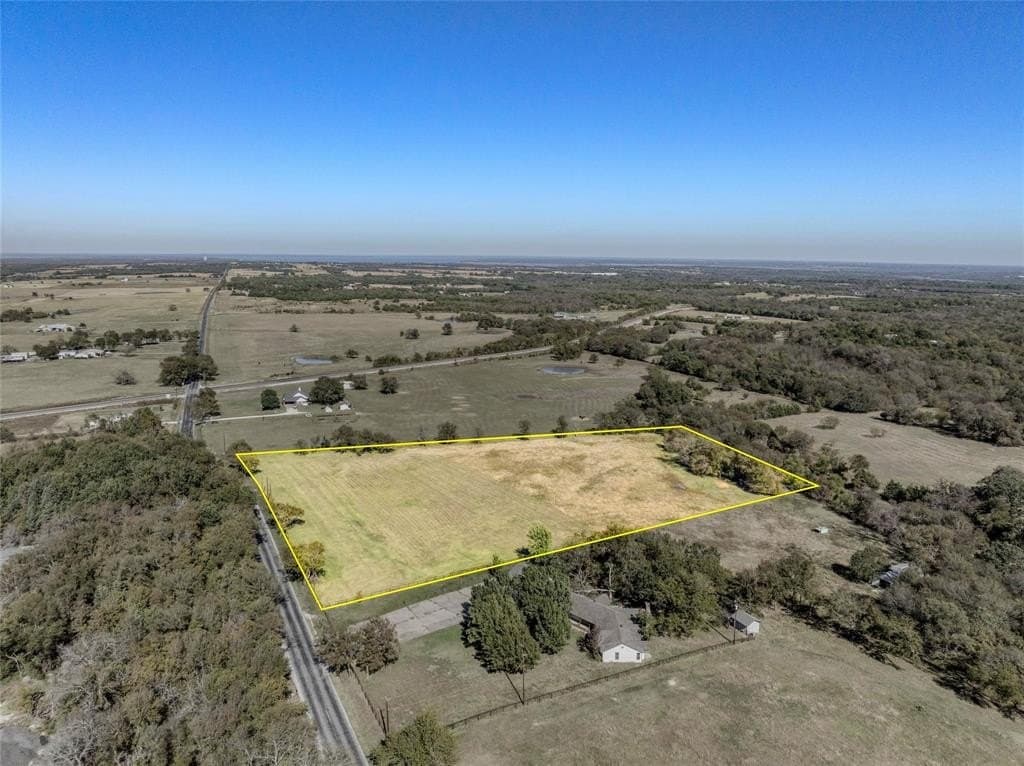 8.42 acres in Grayson County