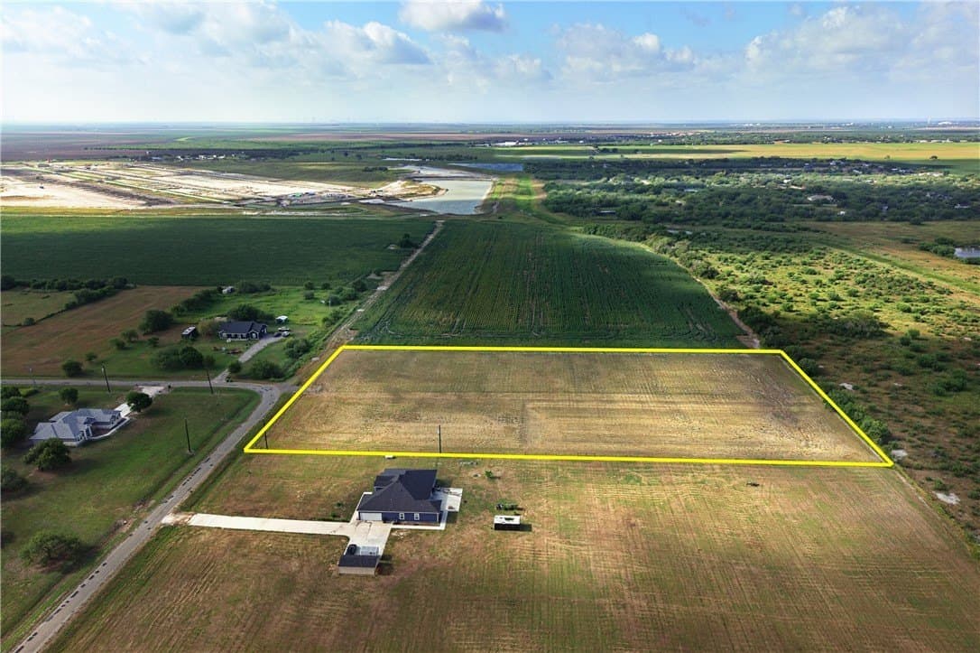 4 acres in San Patricio County featured view