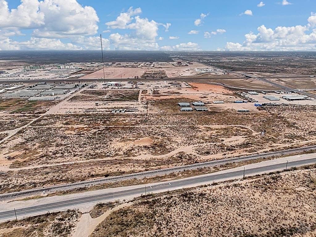 10 acres in Ector County - photo 6