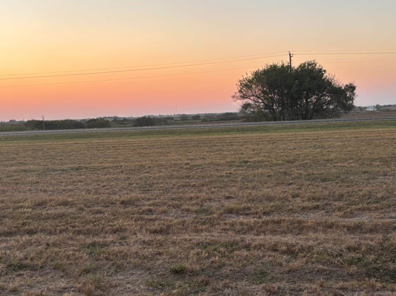 0.9 acres in Hill County gallery image 2