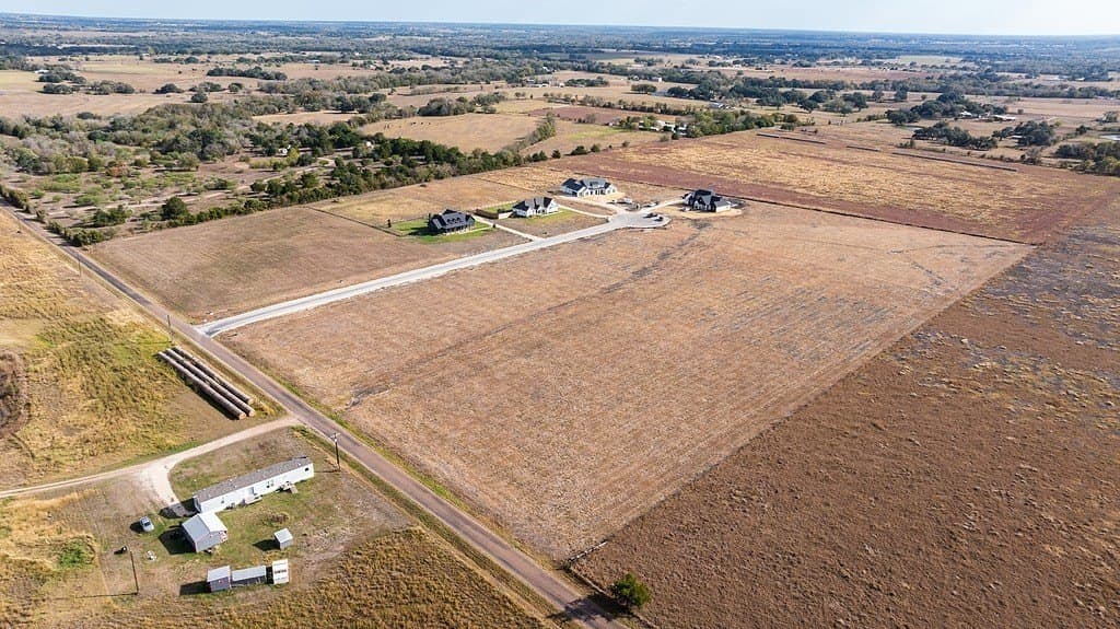 2.01 acres in Fayette County - photo 2