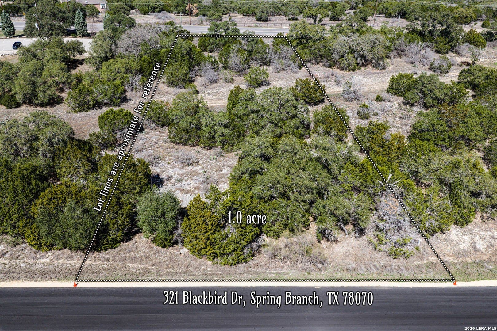 1 acres in Comal County gallery image 3