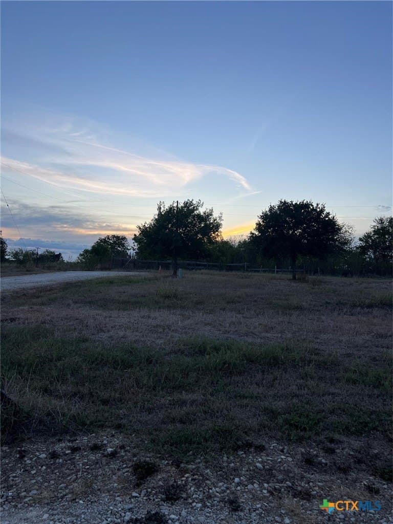 0.5 acres in Gonzales County