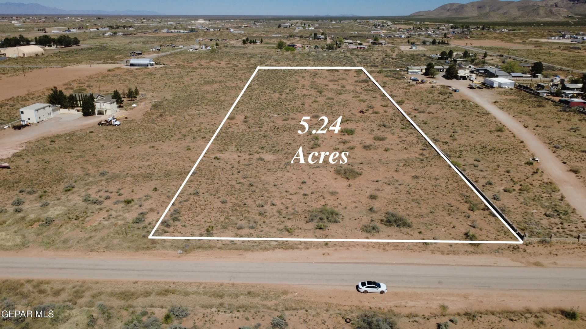 5.24 acres in El Paso County