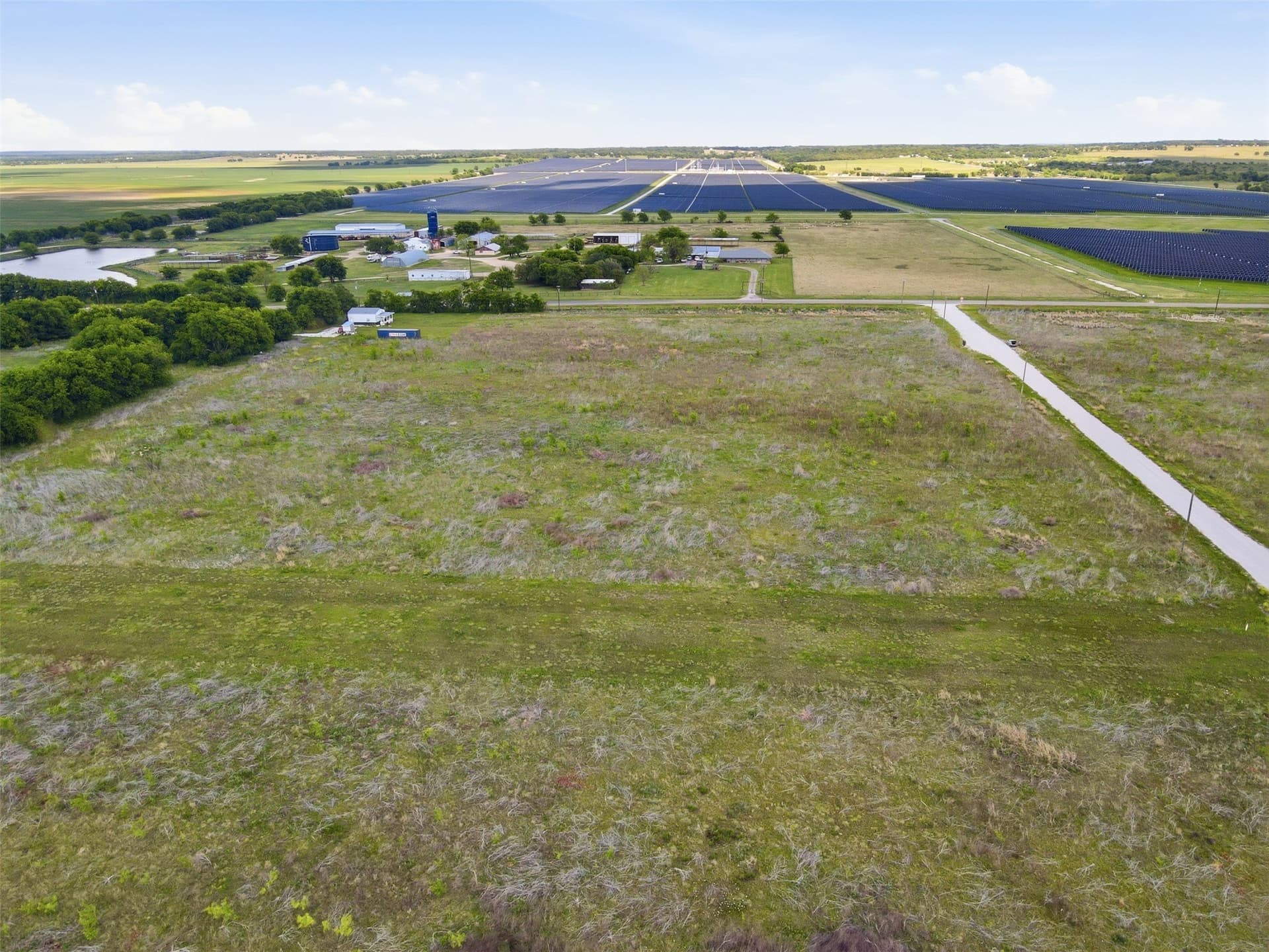 10.72 acres in Hill County - photo 5