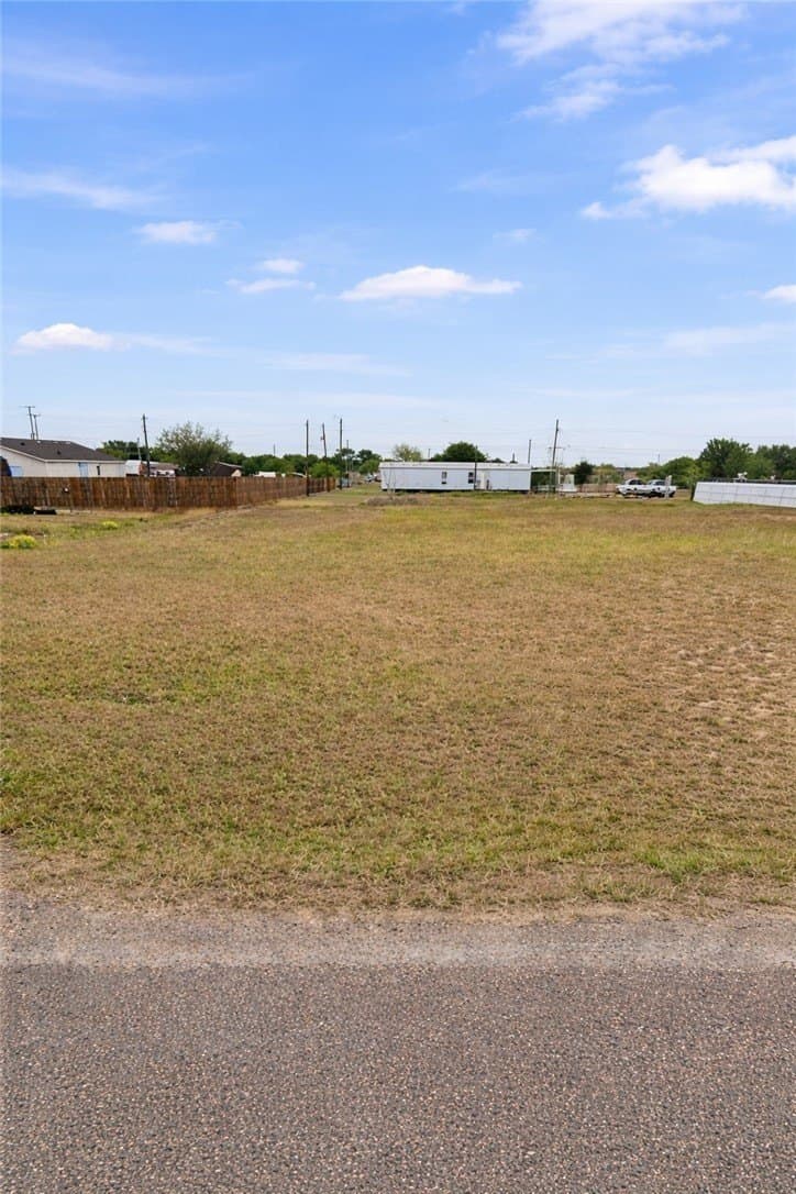 0.5 acres in Jim Wells County