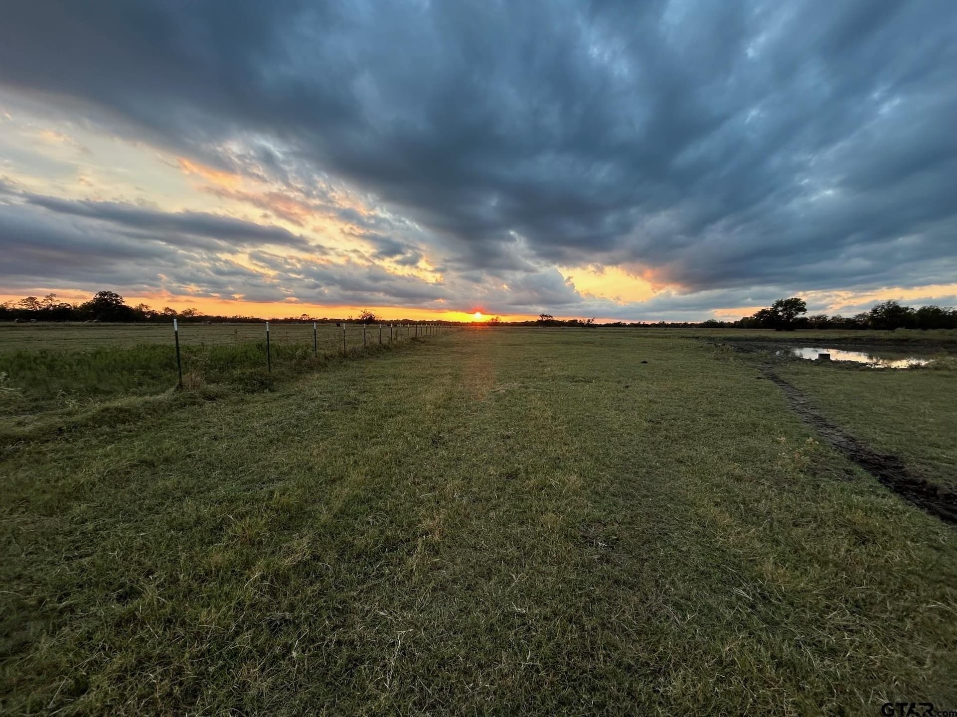 112.08 acres in Hopkins County
