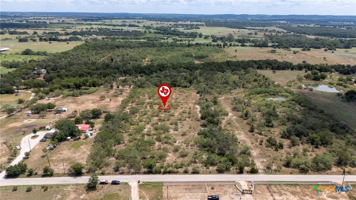 6.8 acres in Caldwell County