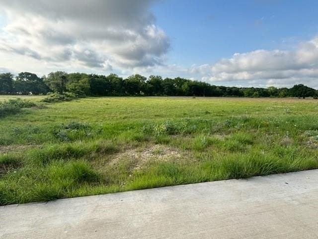 2.09 acres in Hill County
