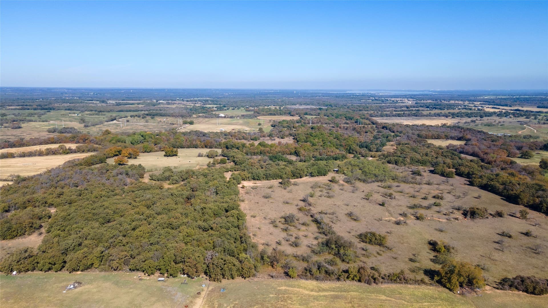 20 acres in Wise County - photo 2