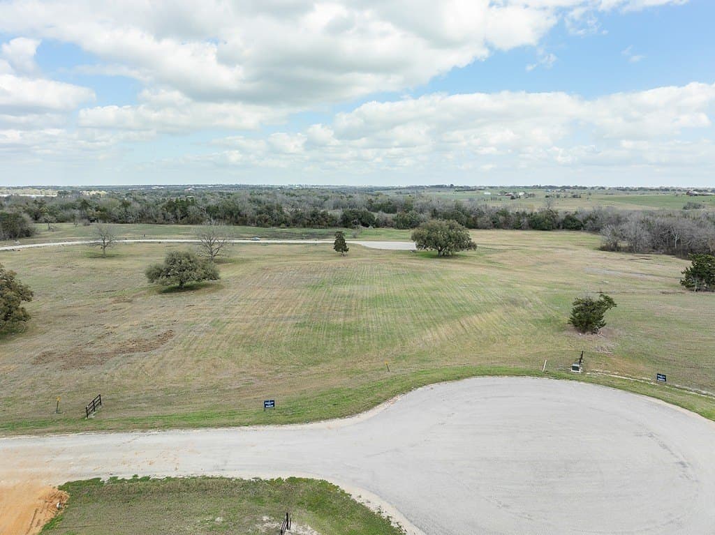 2.06 acres in Fayette County gallery image 4