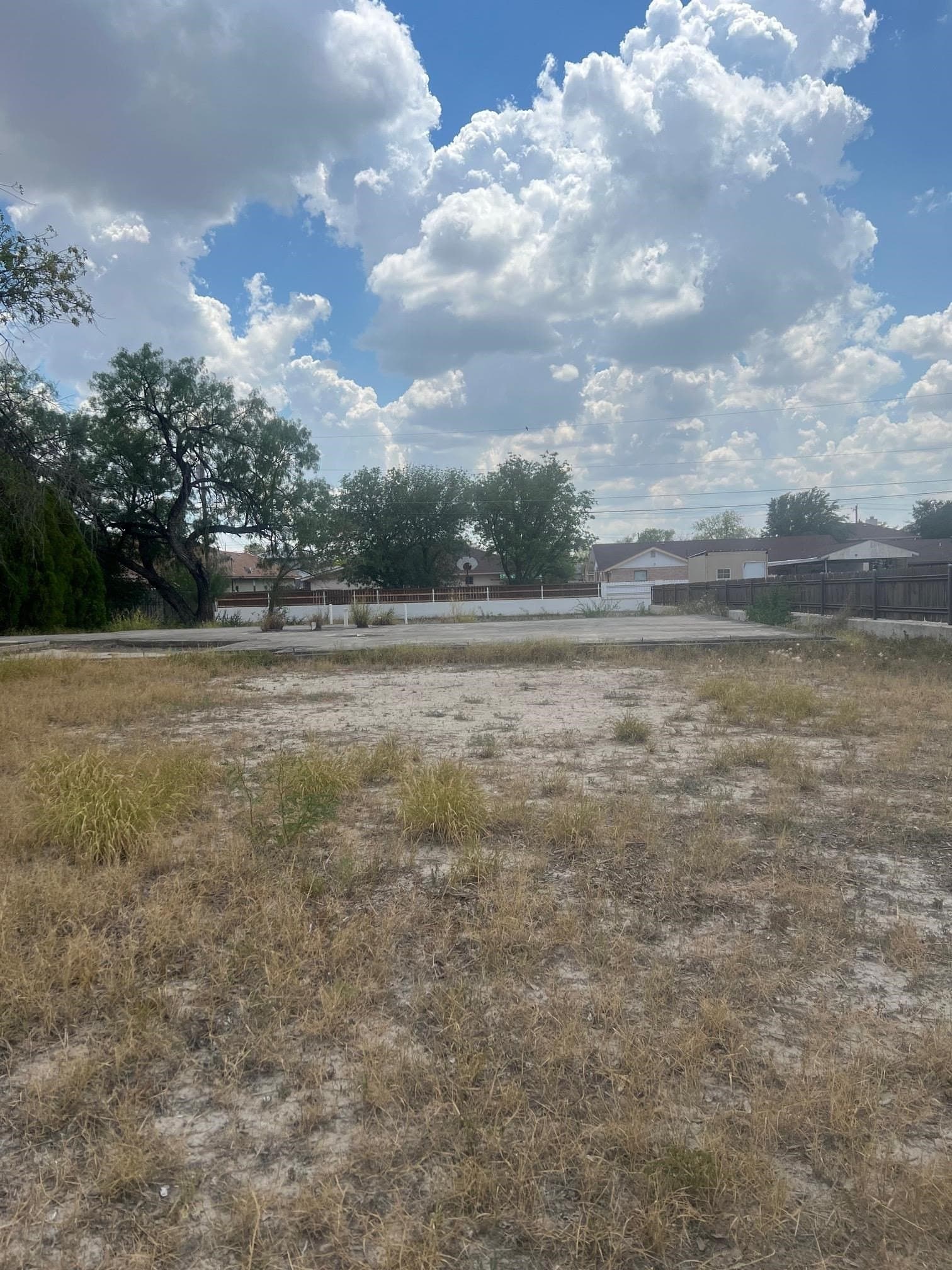 1 acres in Val Verde County gallery image 2