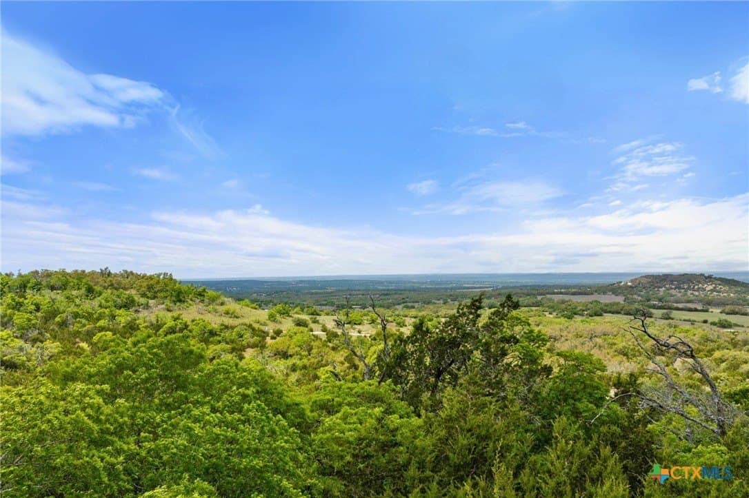 5.66 acres in Blanco County