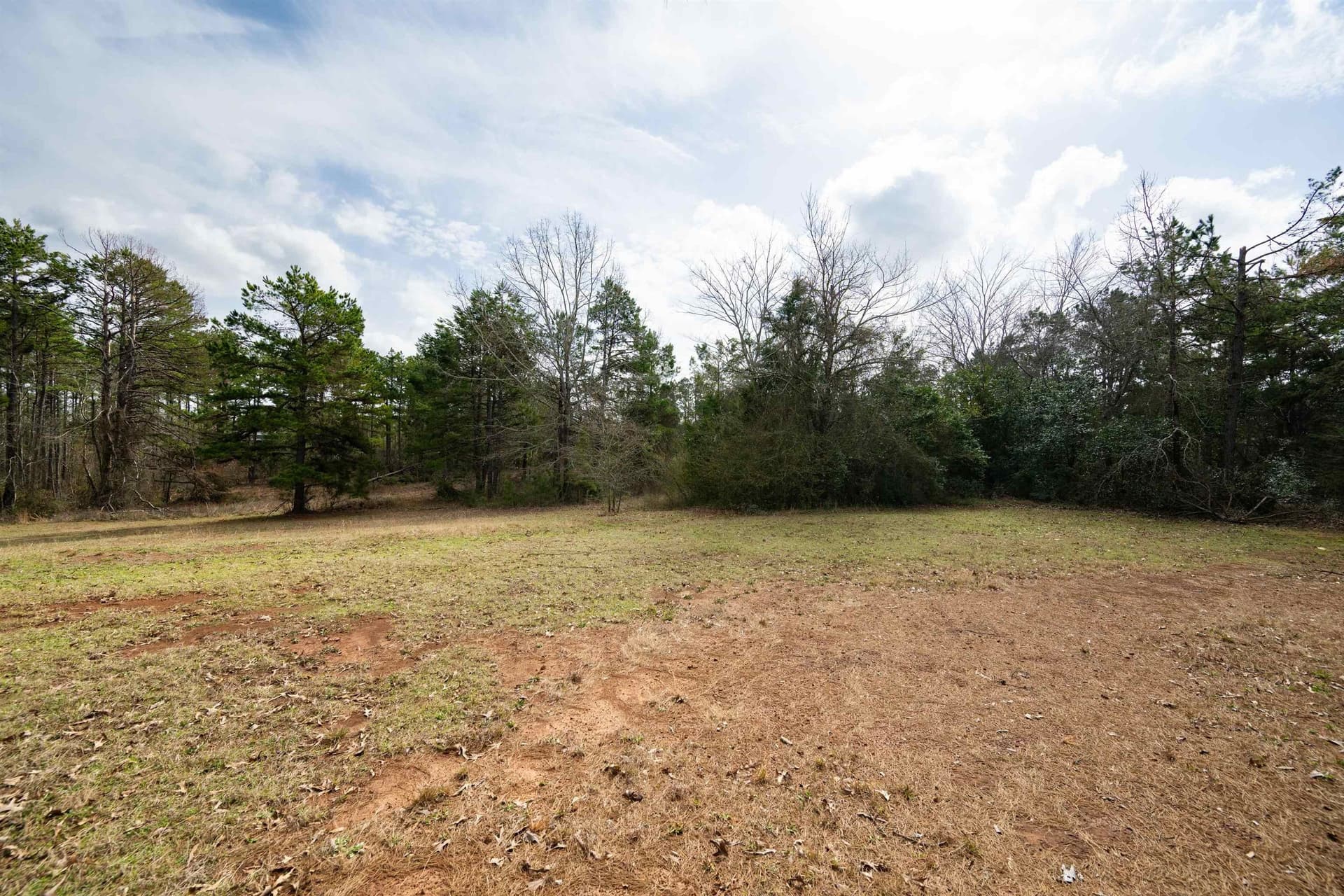 10.94 acres in Gregg County