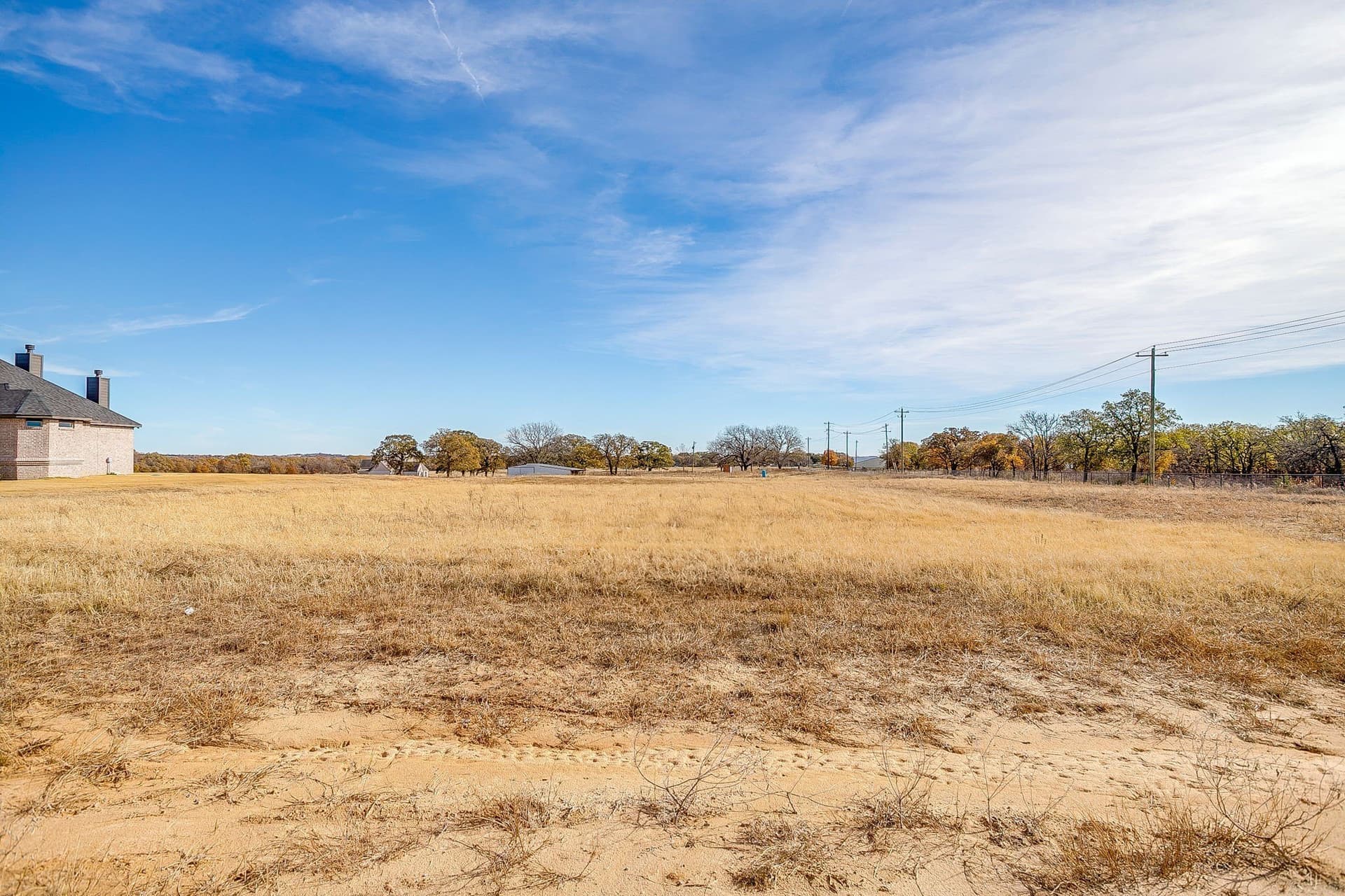 2.1 acres in Parker County