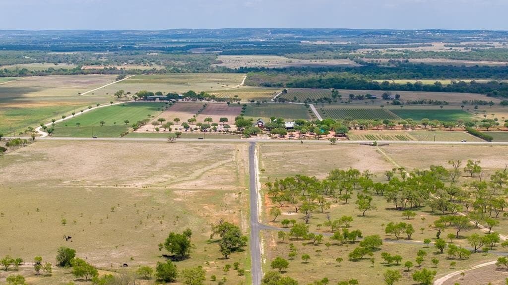 40 acres in Gillespie County gallery image 3