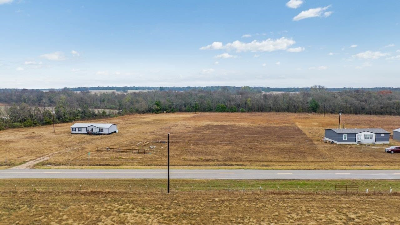 2.5 acres in Lamar County - photo 6