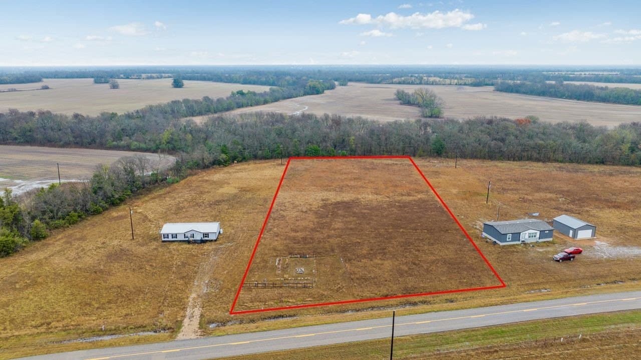 2.5 acres in Lamar County - photo 7