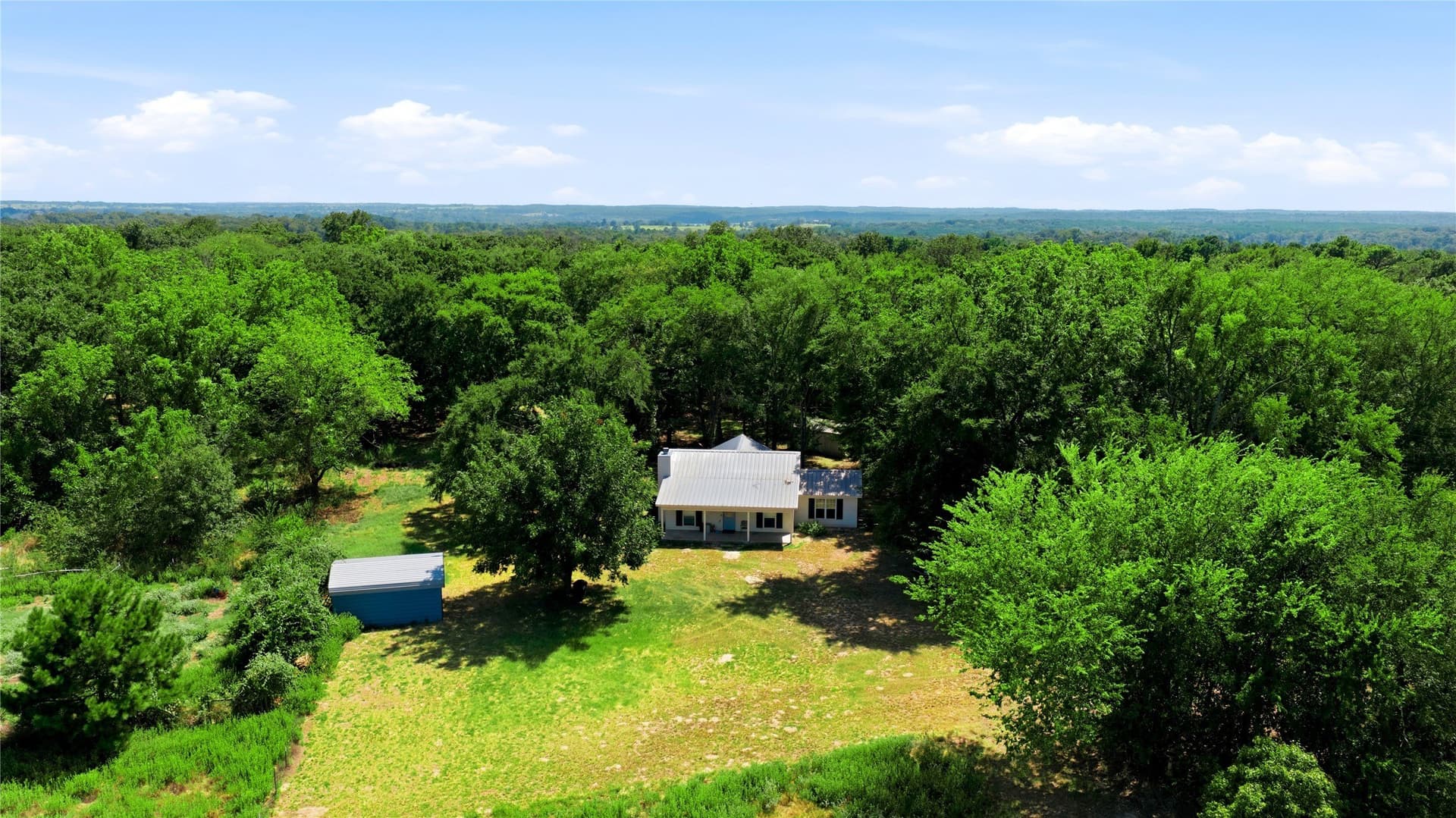 10 acres in Henderson County