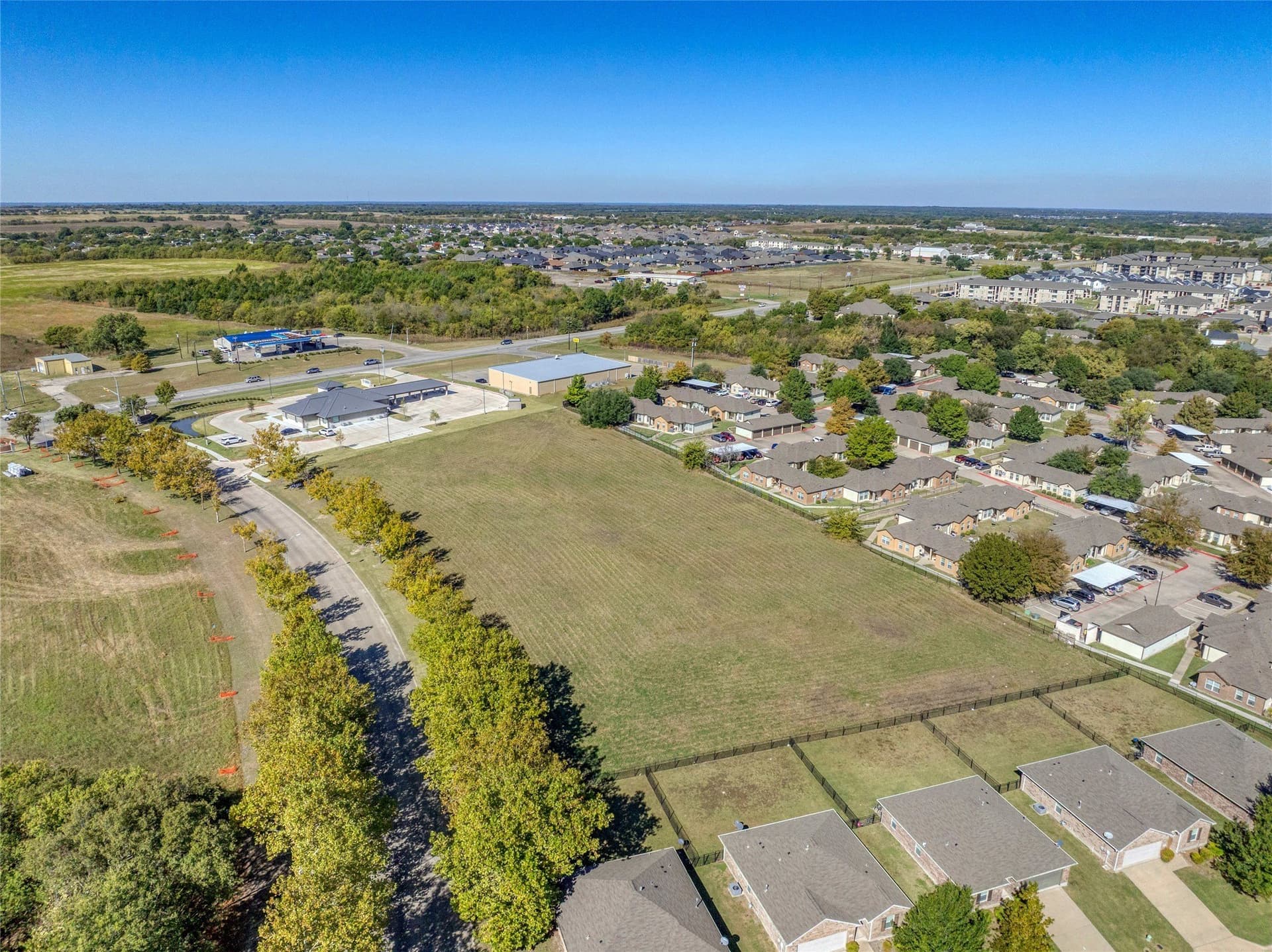 0.98 acres in Grayson County - photo 12