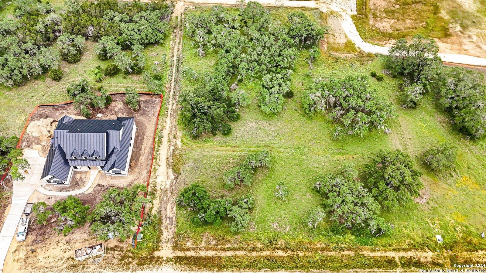 1.06 acres in Comal County - photo 7