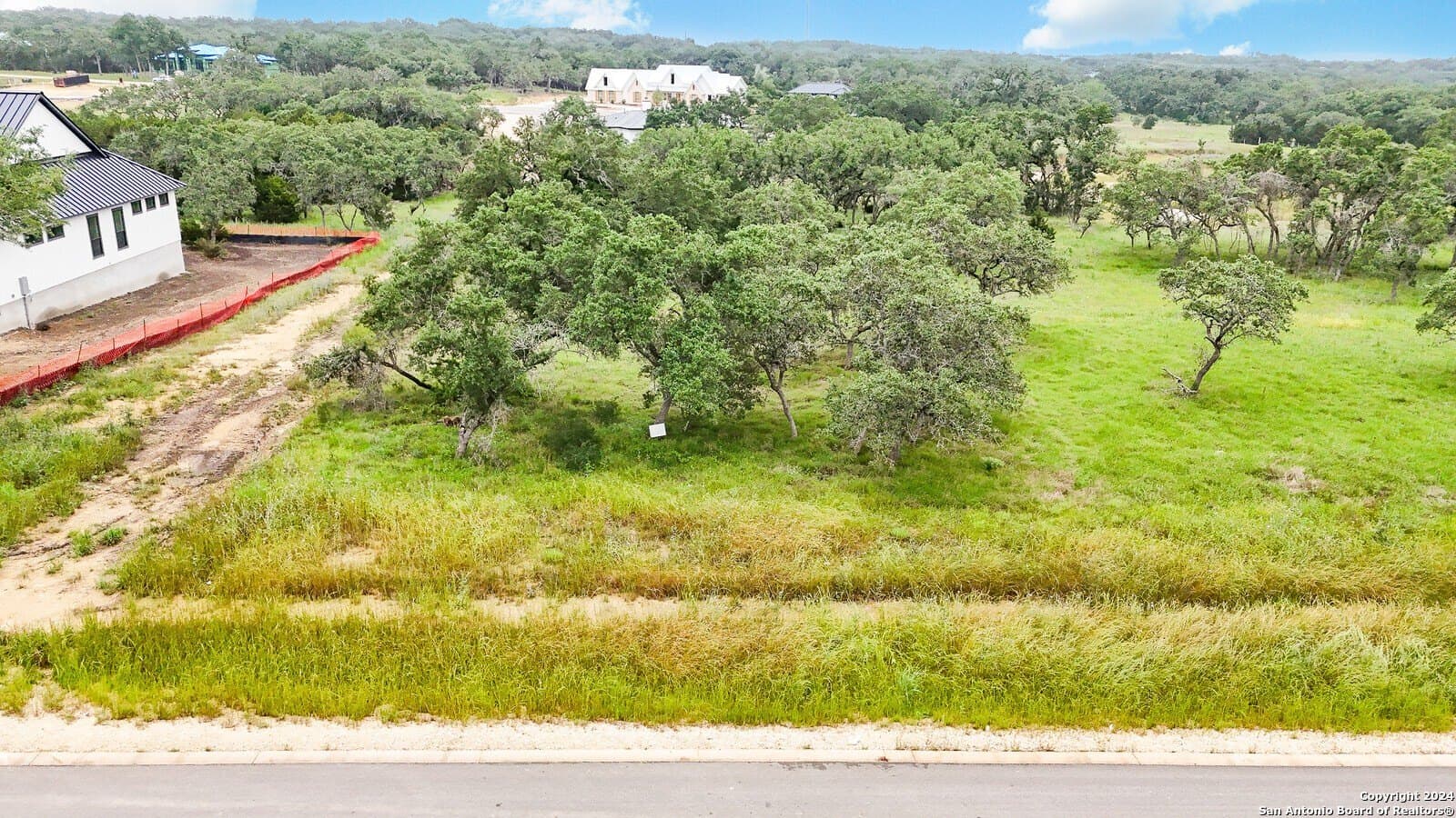 1.06 acres in Comal County - photo 8