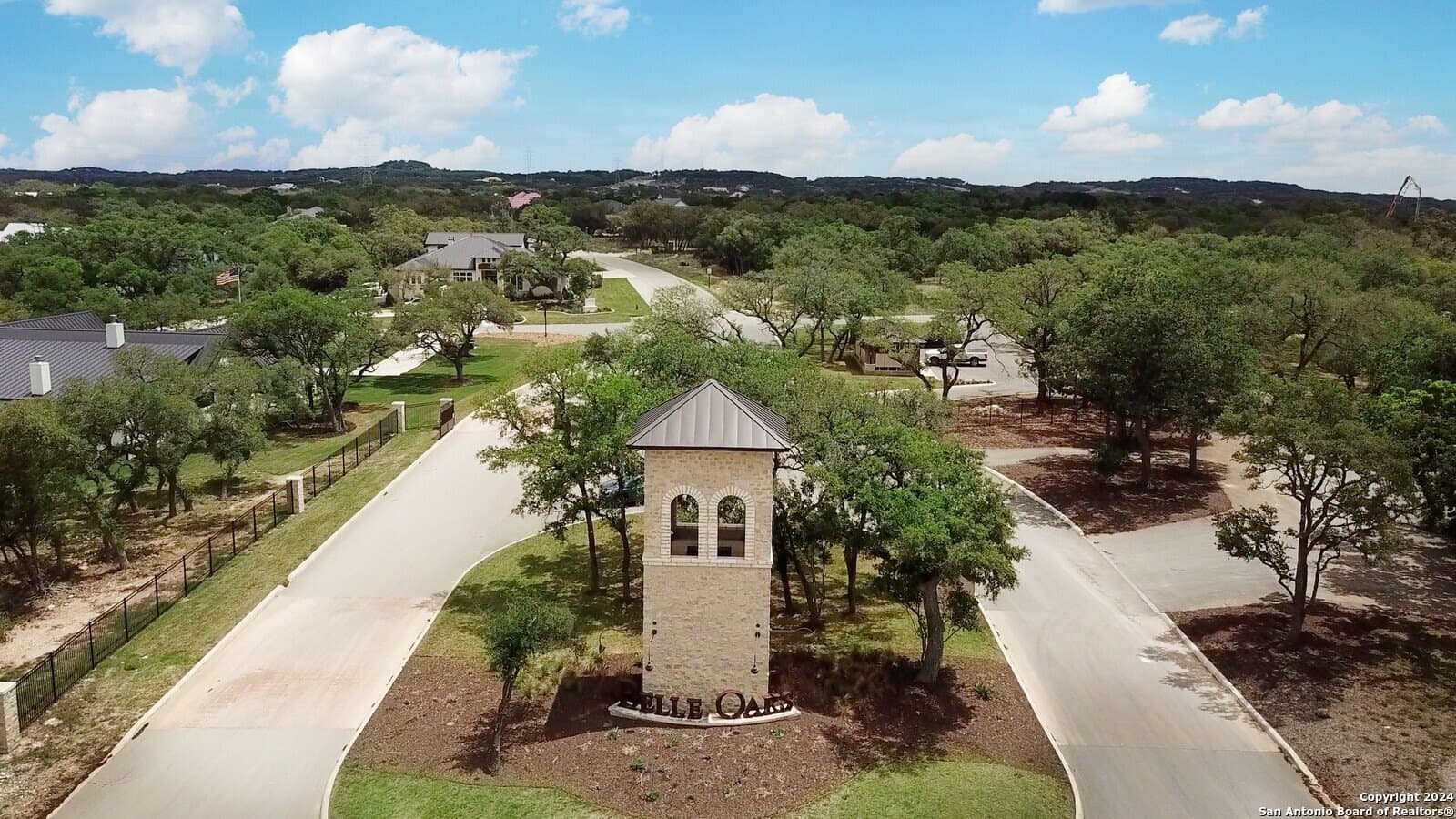 1.06 acres in Comal County gallery image 3