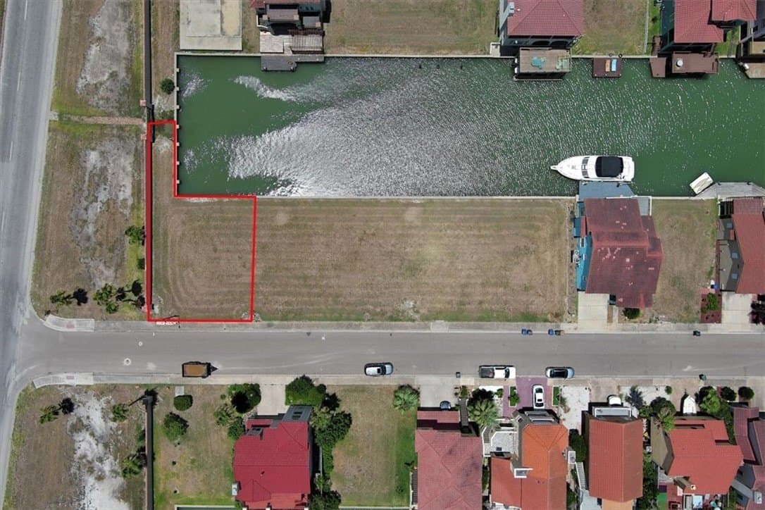 0.1 acres in Nueces County