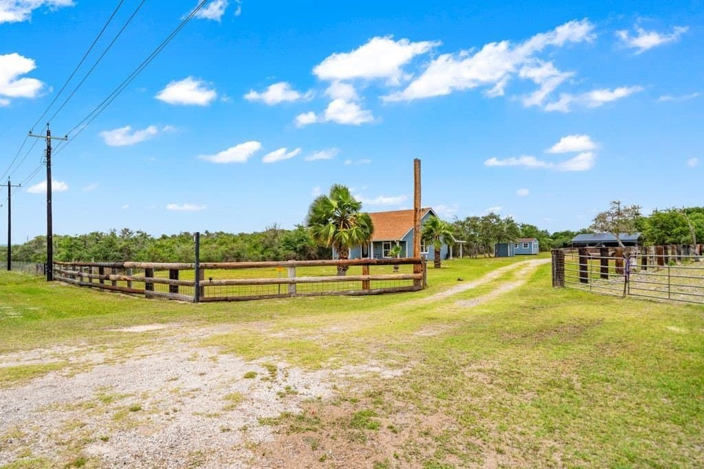 43,560 acres in Aransas County - photo 2