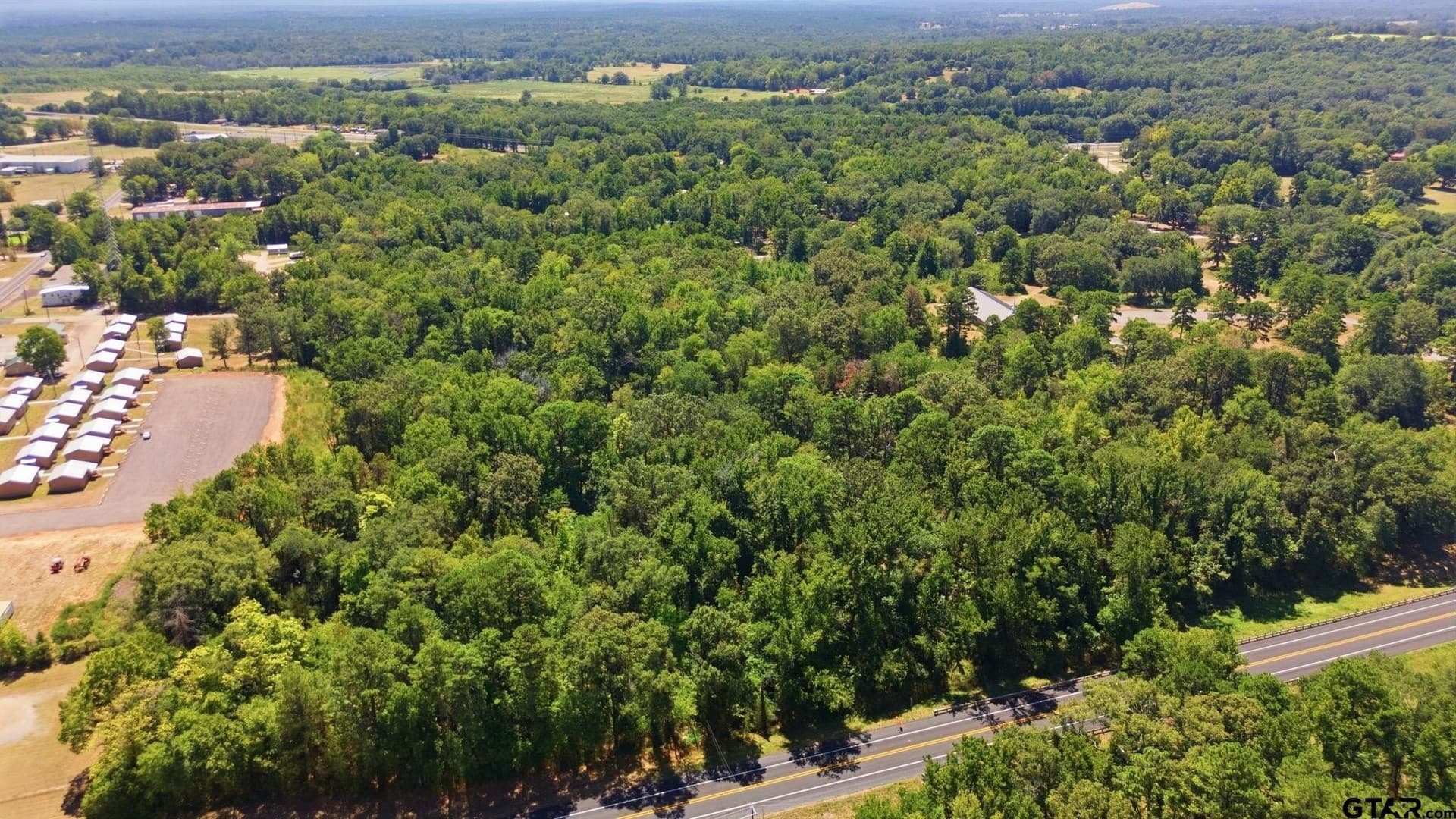 10 acres in Smith County - photo 4