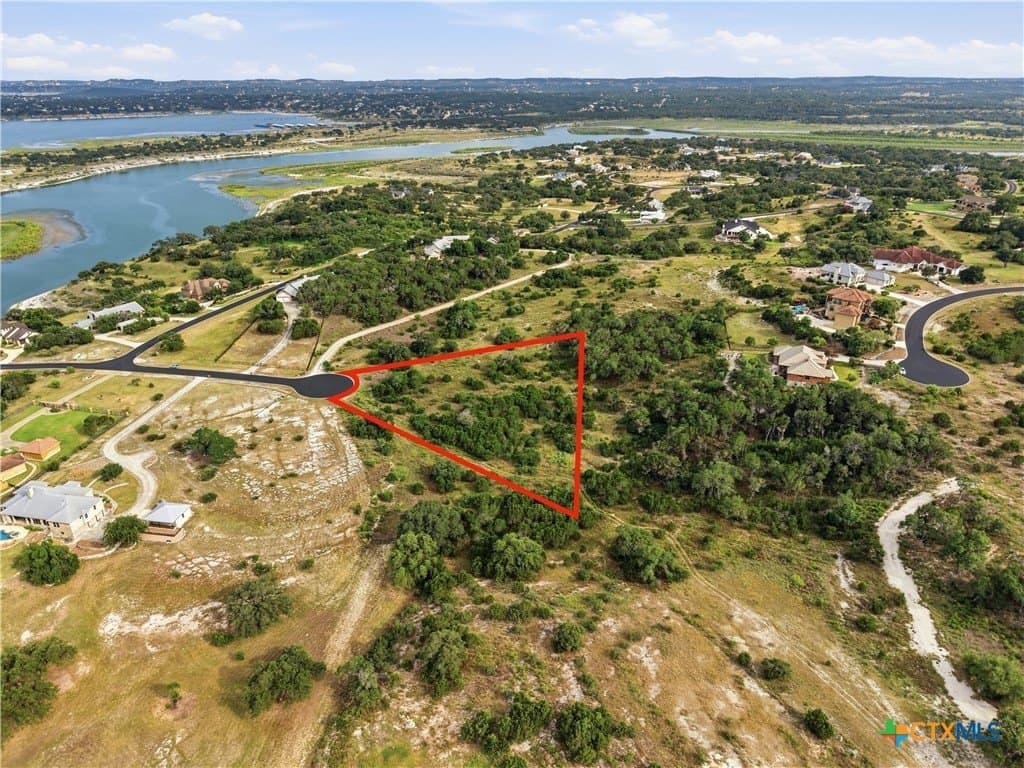 1.83 acres in Comal County - photo 9