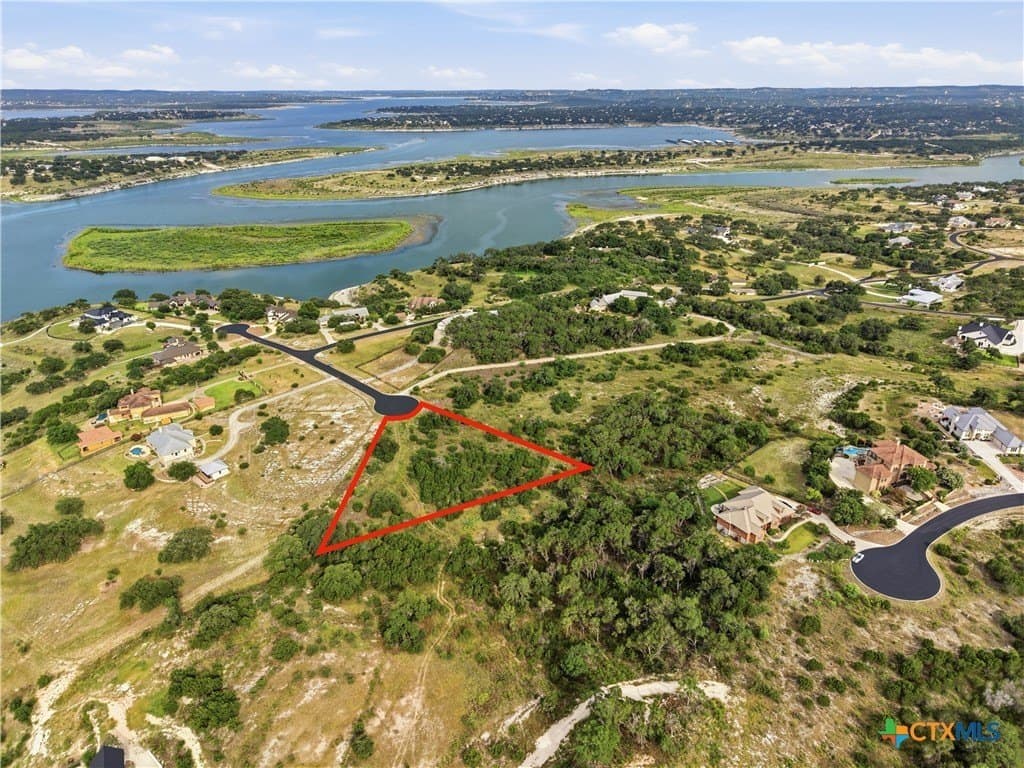 1.83 acres in Comal County - photo 8