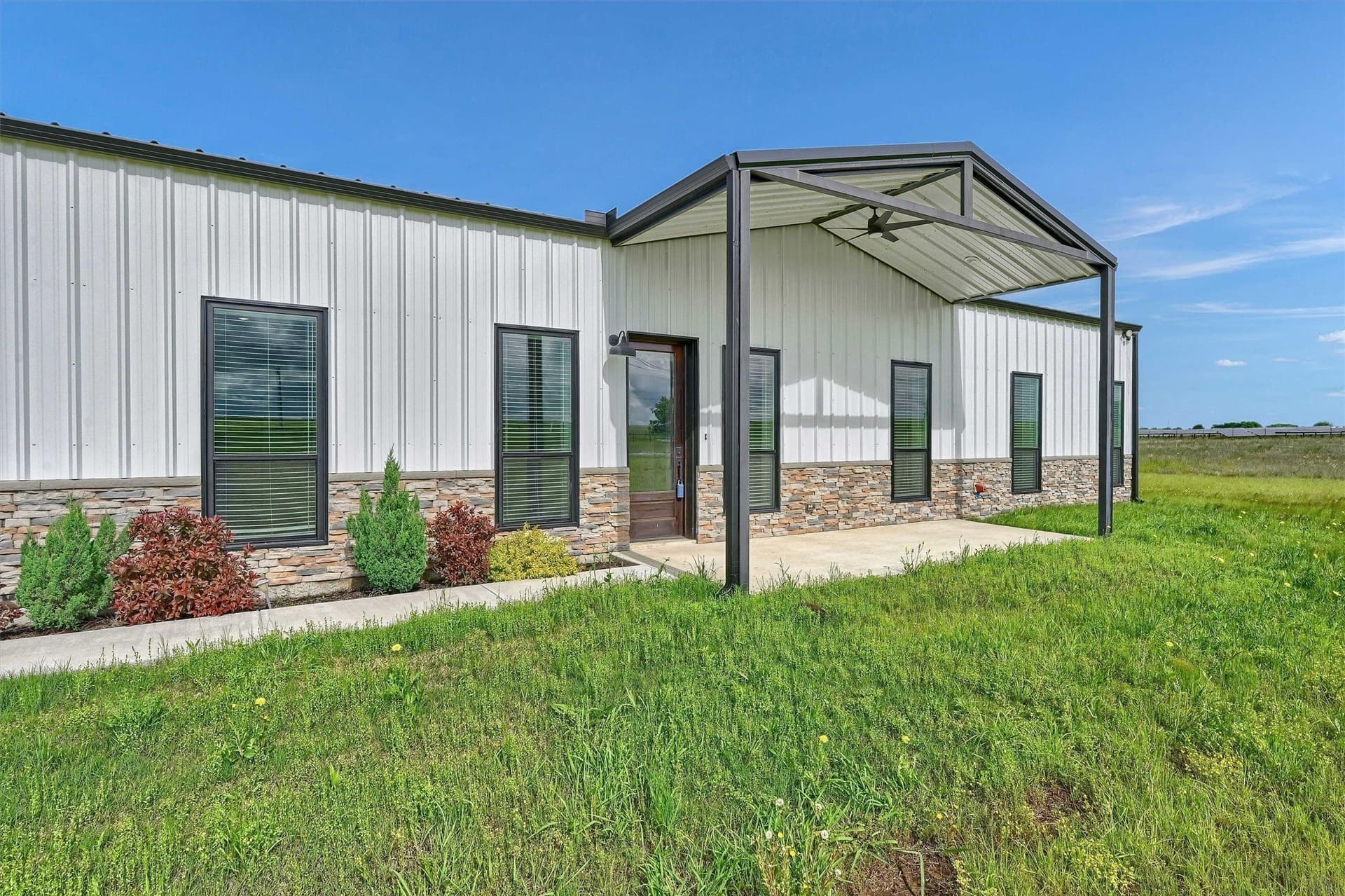 11 acres in Grayson County