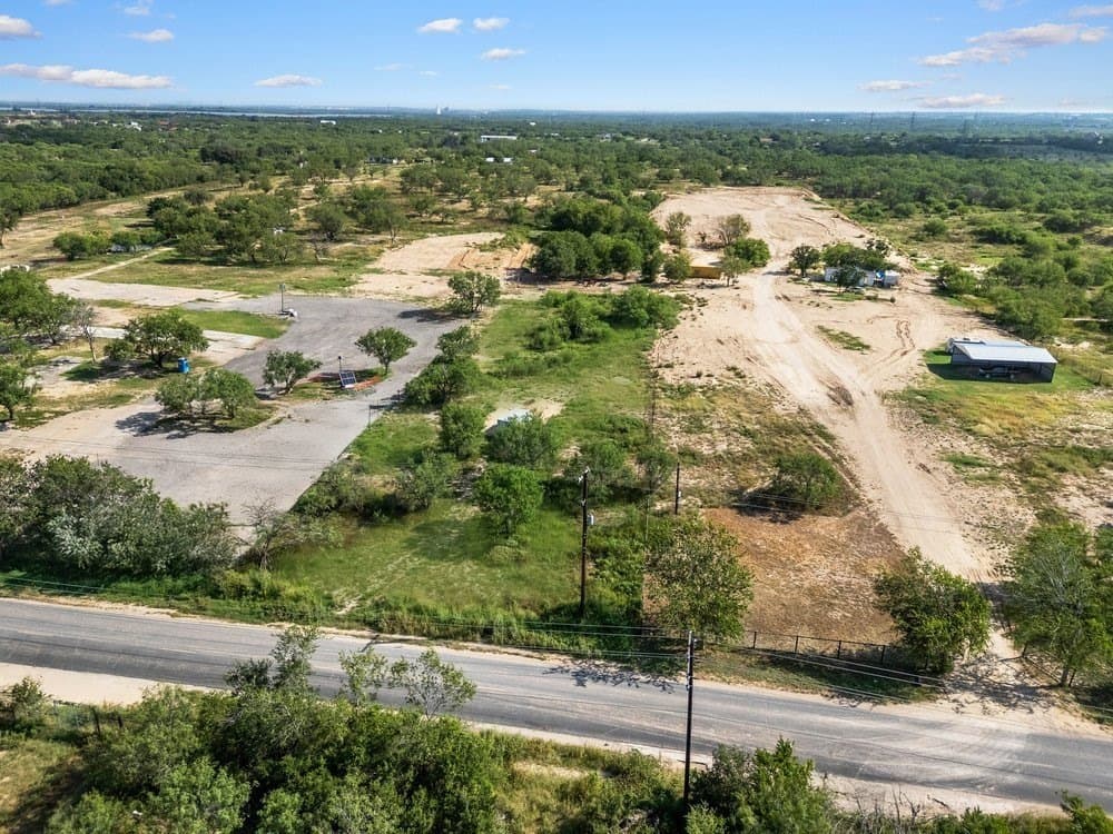 5.11 acres in Bexar County gallery image 4