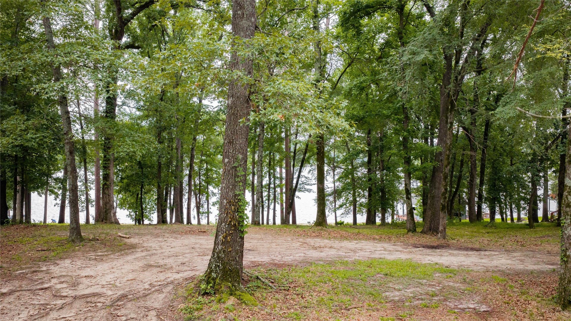 0.88 acres in Franklin (TX) County - photo 10