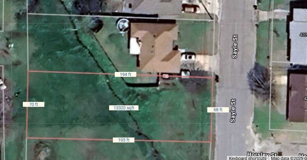 0.18 acres in Hunt County