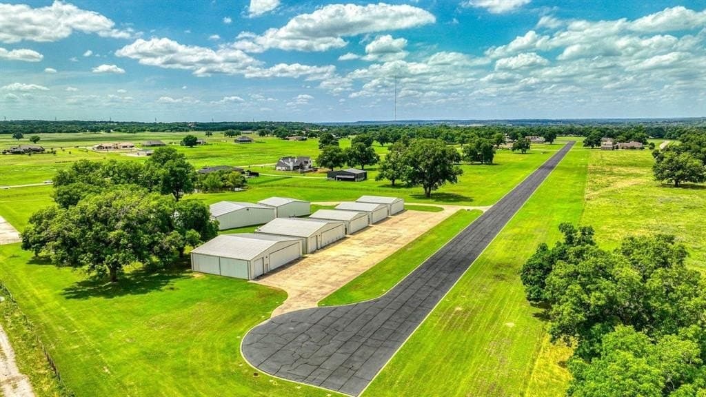 1.06 acres in Parker County gallery image 2