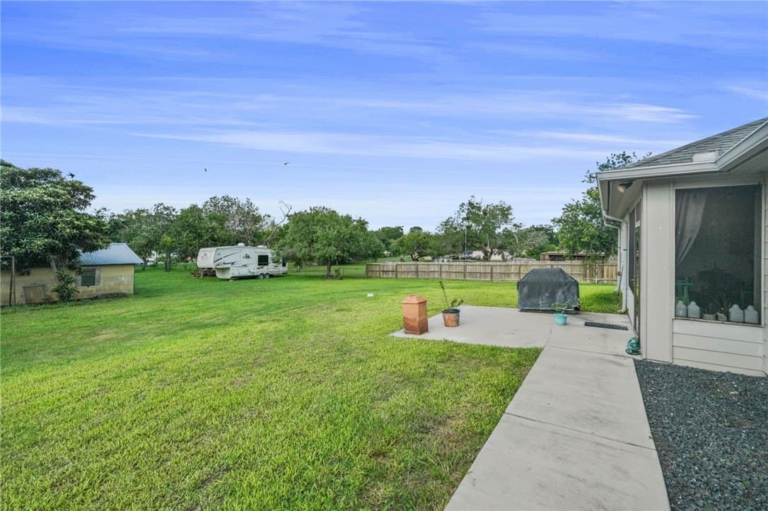 23,715 acres in San Patricio County - photo 31
