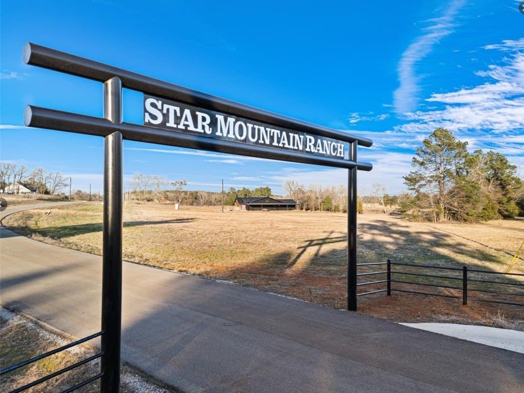 4 acres in Smith County - photo 18