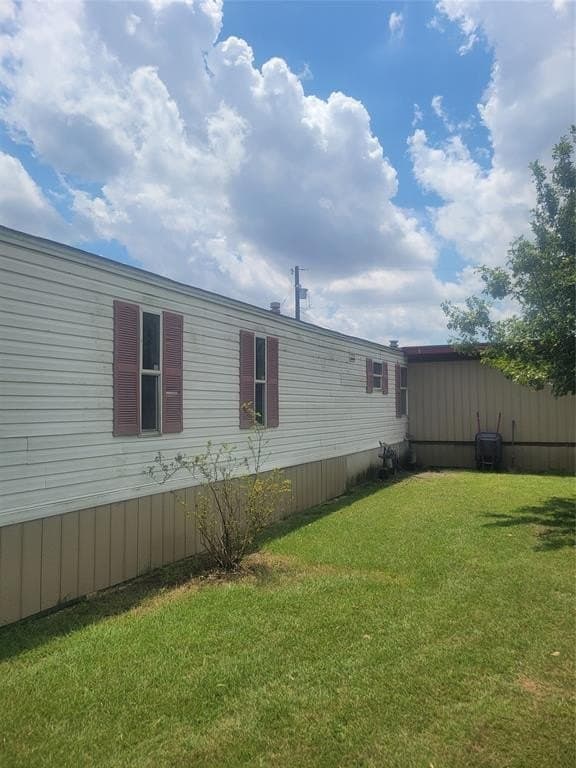 10 acres in Hill County gallery image 3