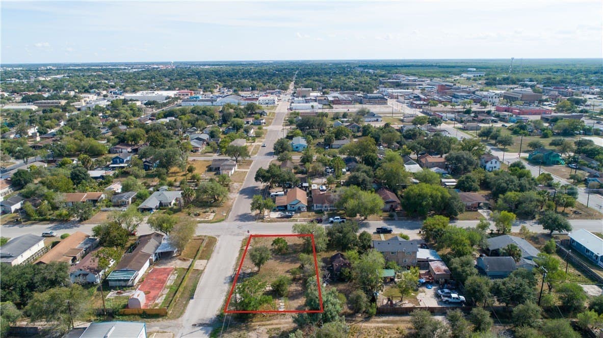 0.16 acres in Kleberg County - photo 2