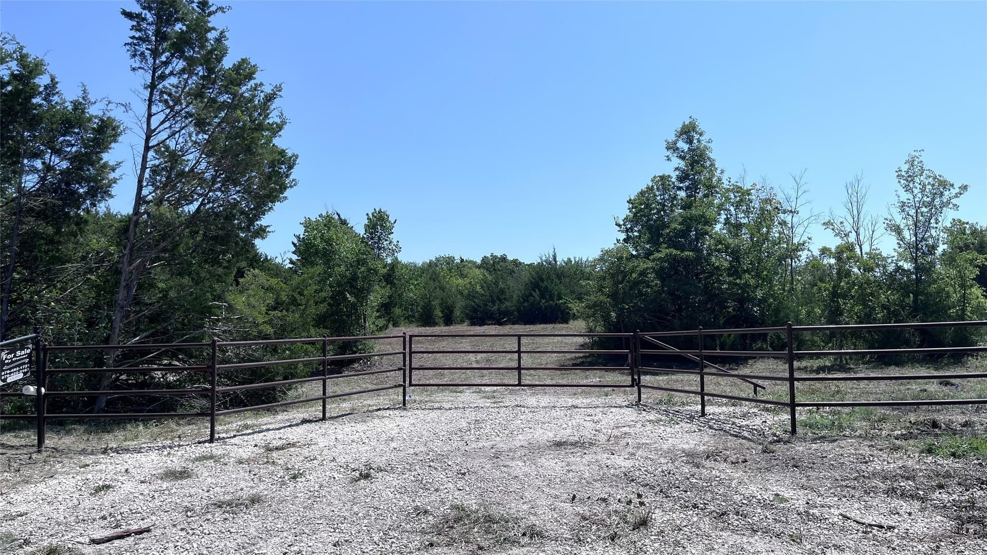16.06 acres in Grayson County