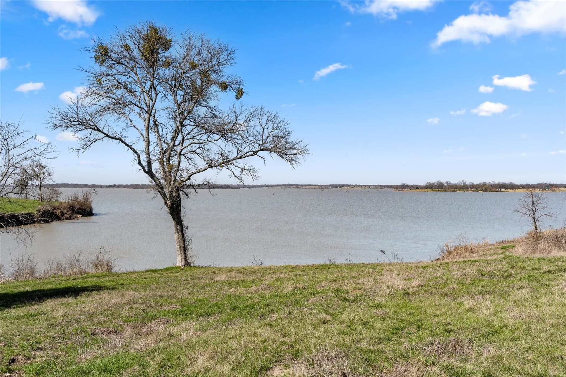 1.17 acres in Navarro County
