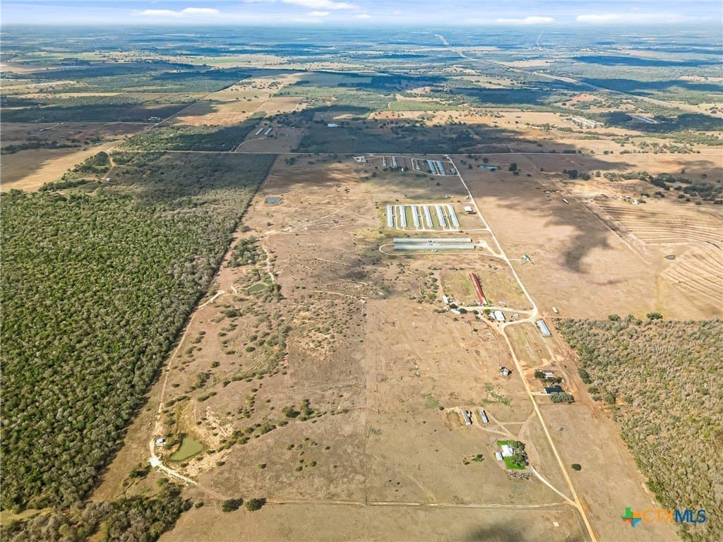 189 acres in Gonzales County - photo 37