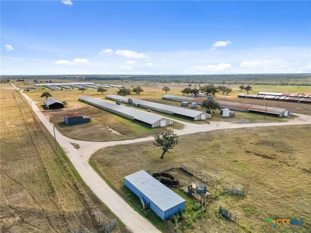 189 acres in Gonzales County - photo 21