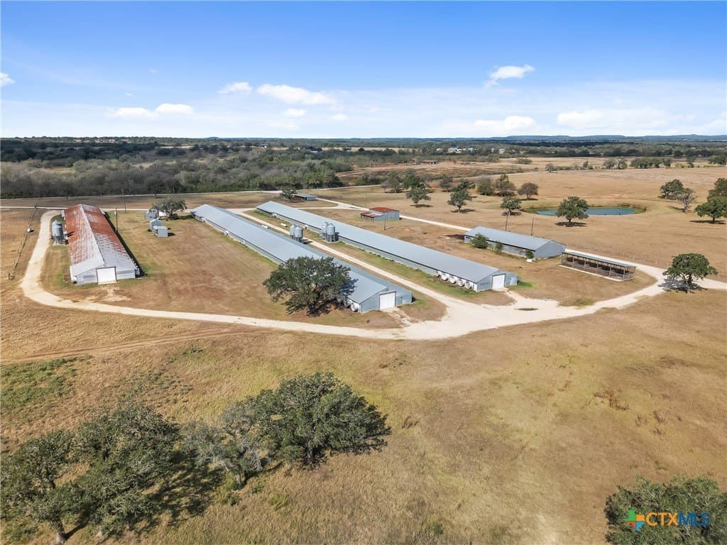189 acres in Gonzales County - photo 20