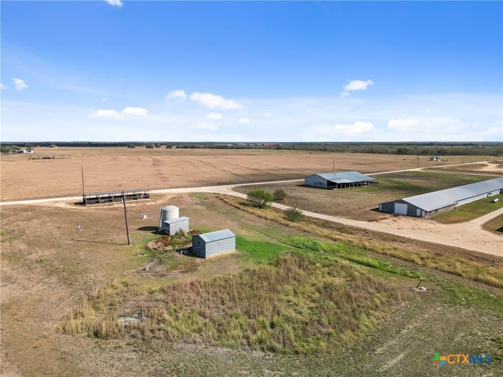 189 acres in Gonzales County - photo 32