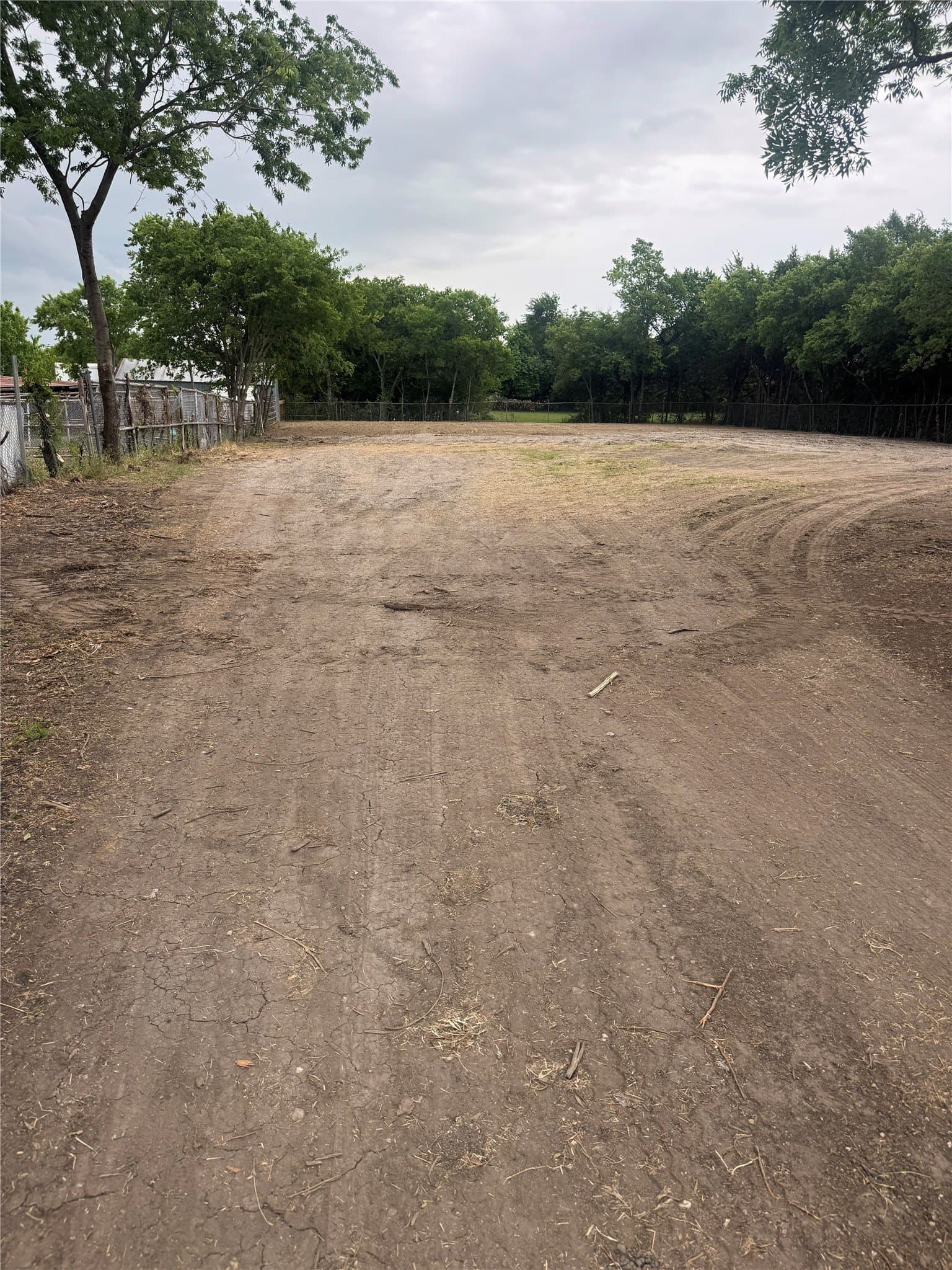 0.61 acres in Dallas County - photo 7