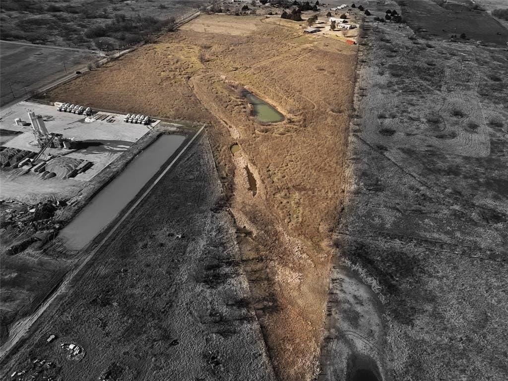 26 acres in Johnson County