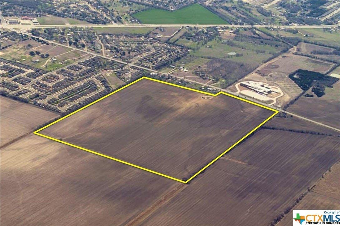 139.88 acres in McLennan County gallery image 2